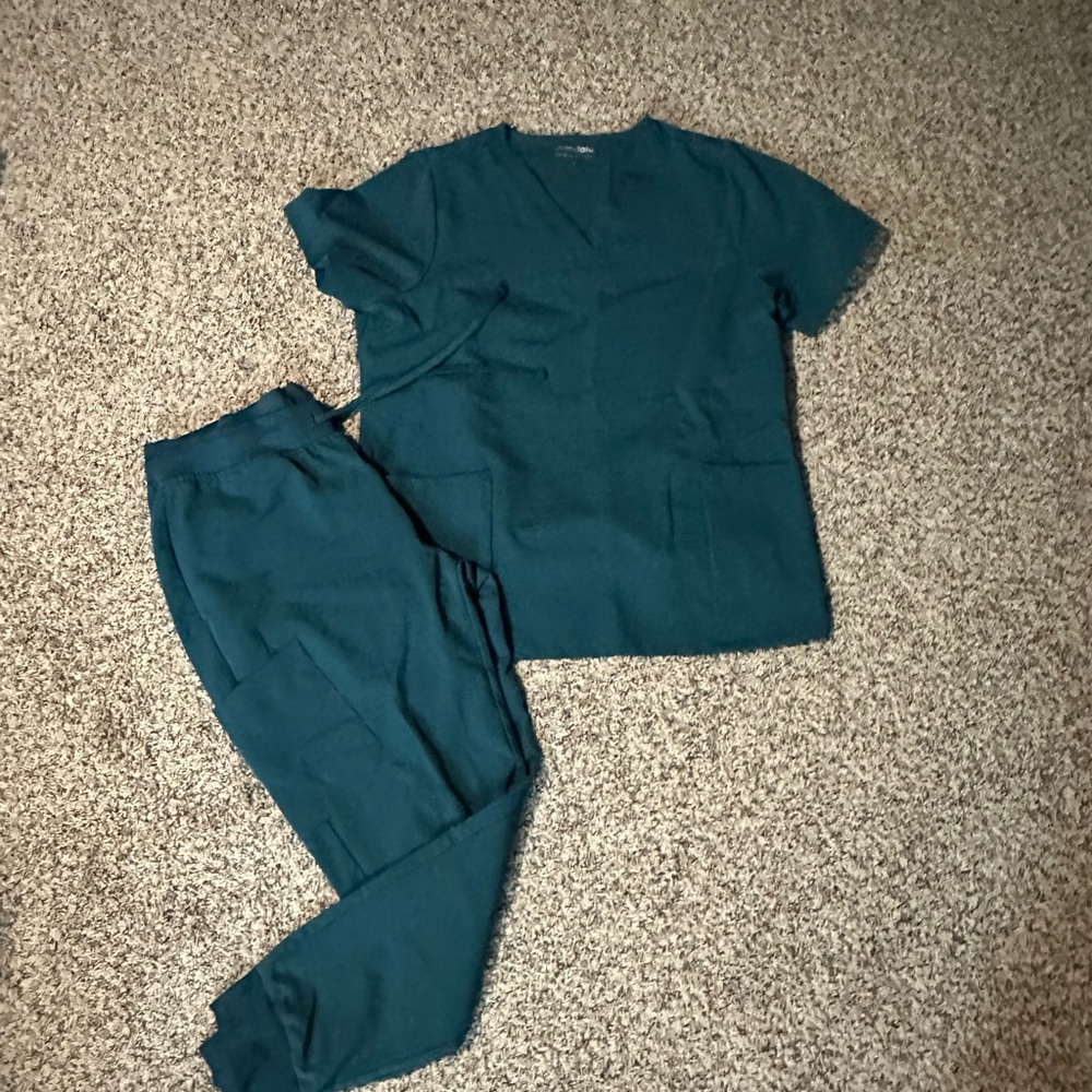 MANDALA SCRUB SET
